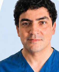 Dr. Rodrigo Olavarría
